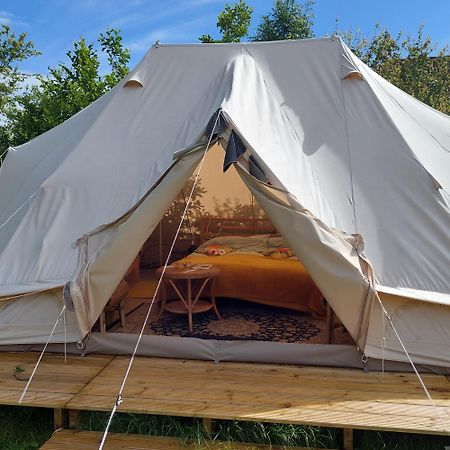 Bell Tent Glamping Essenhof Aagtekerke Esterno foto