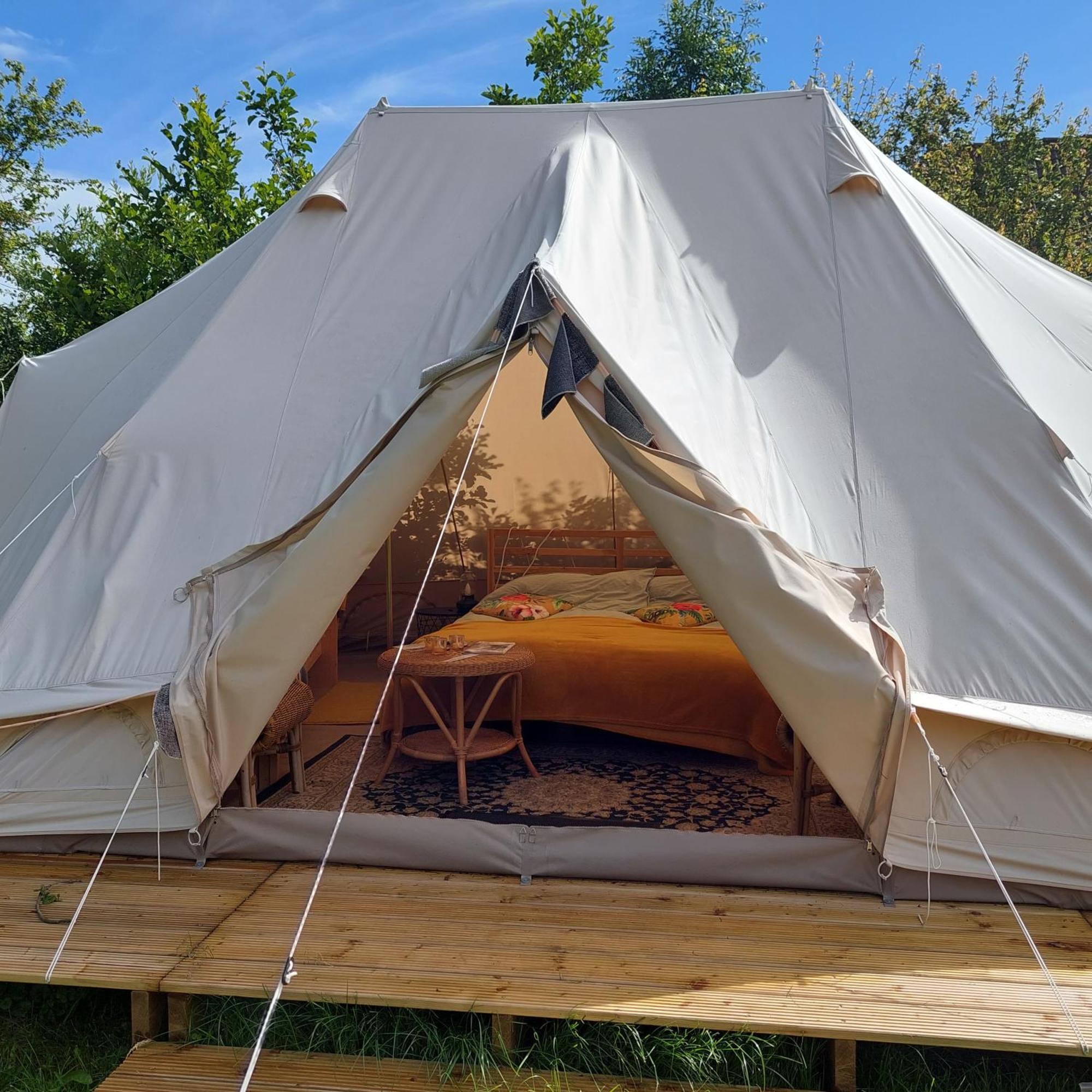 Bell Tent Glamping Essenhof Aagtekerke Esterno foto