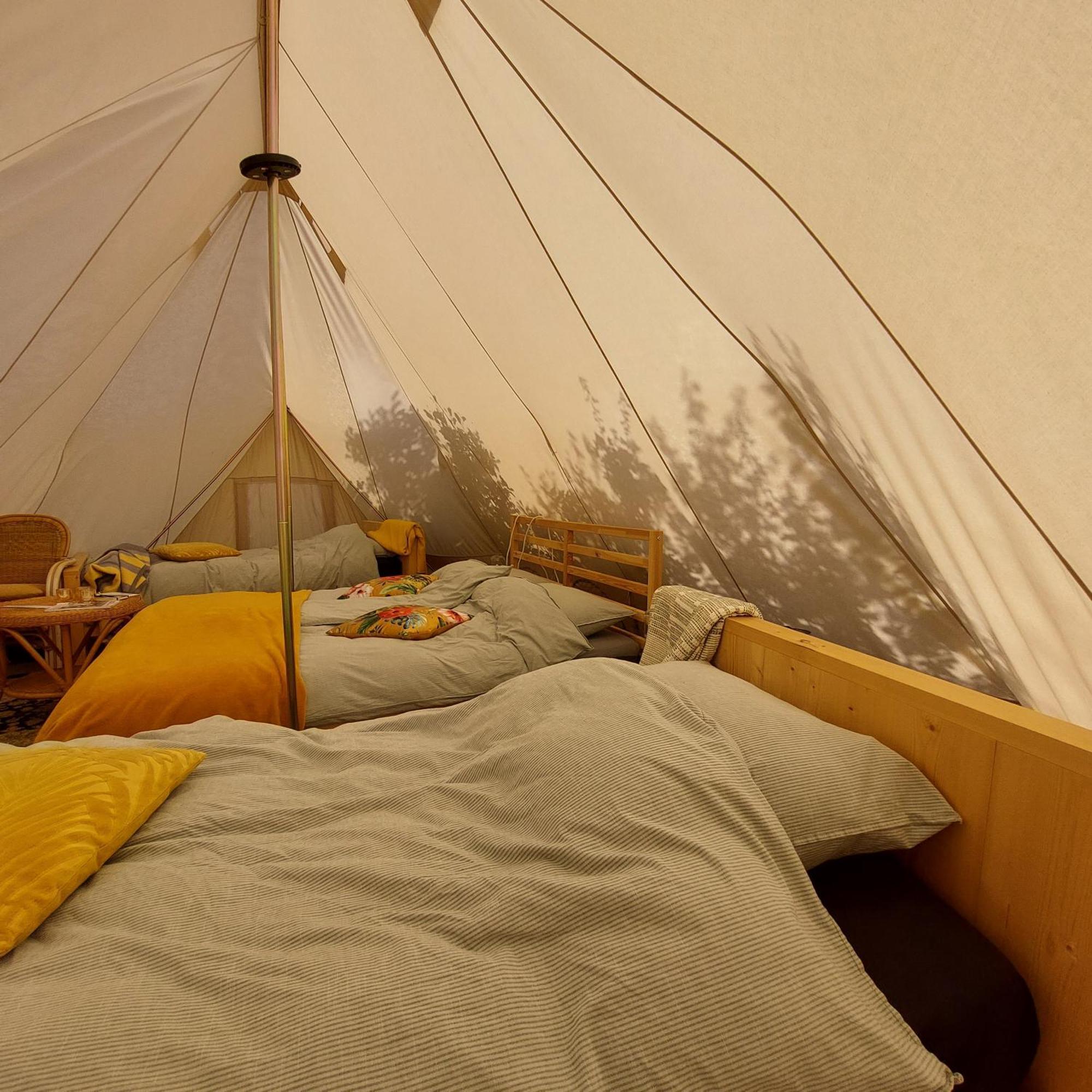 Bell Tent Glamping Essenhof Aagtekerke Esterno foto